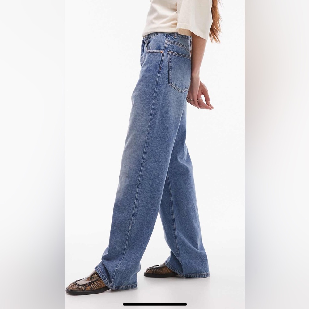 Topshop NWT Straight Jeans in Mid Blue